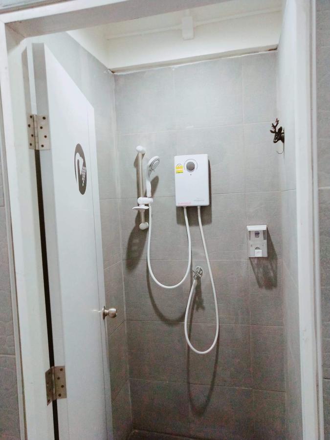 Cha Cha Cha Hostel Pattaya Luaran gambar