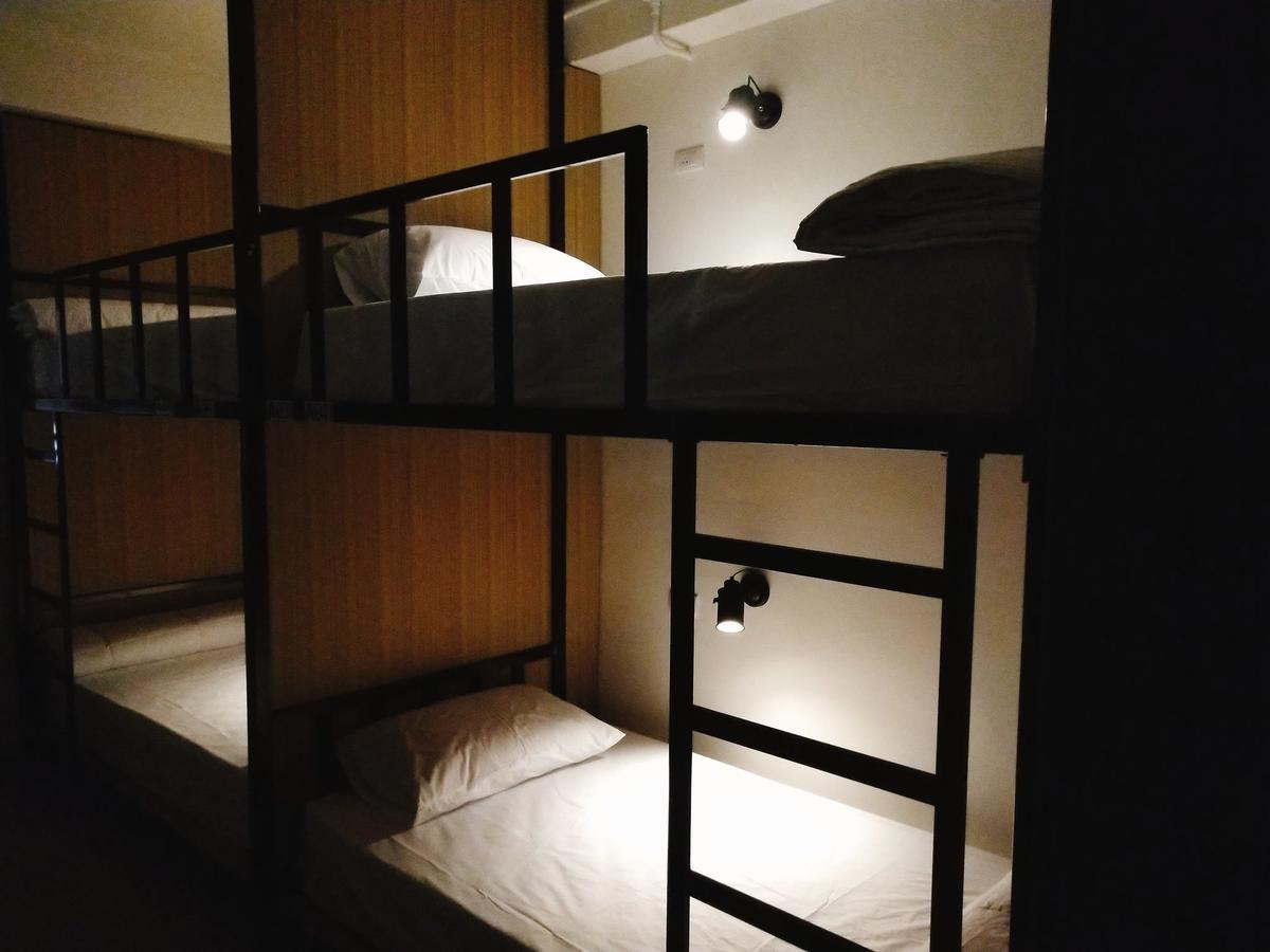 Cha Cha Cha Hostel Pattaya Luaran gambar